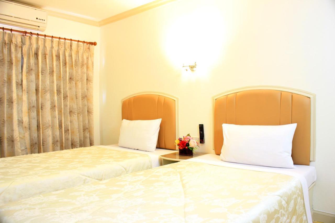 P.A. Ville Hotel Nakhon Sawan Bagian luar foto