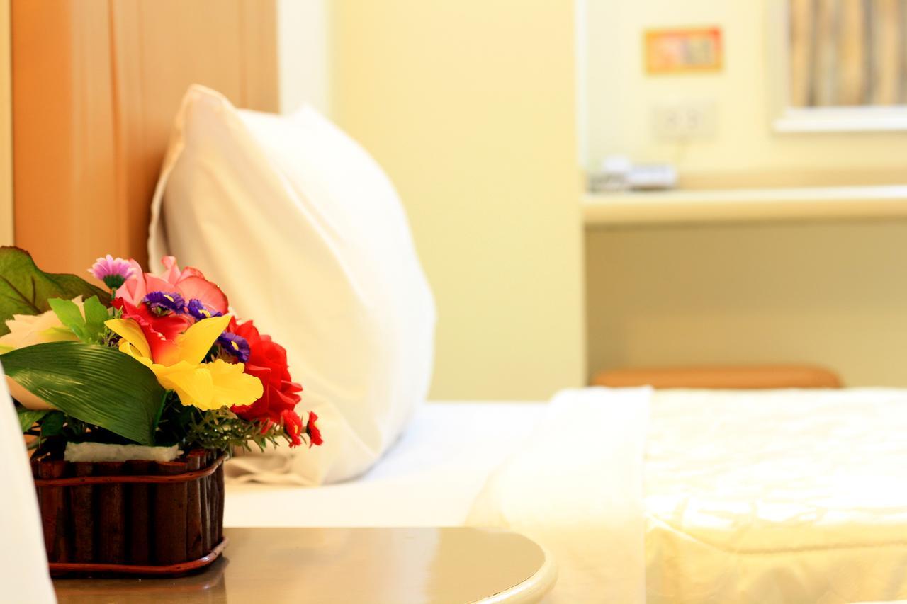 P.A. Ville Hotel Nakhon Sawan Bagian luar foto