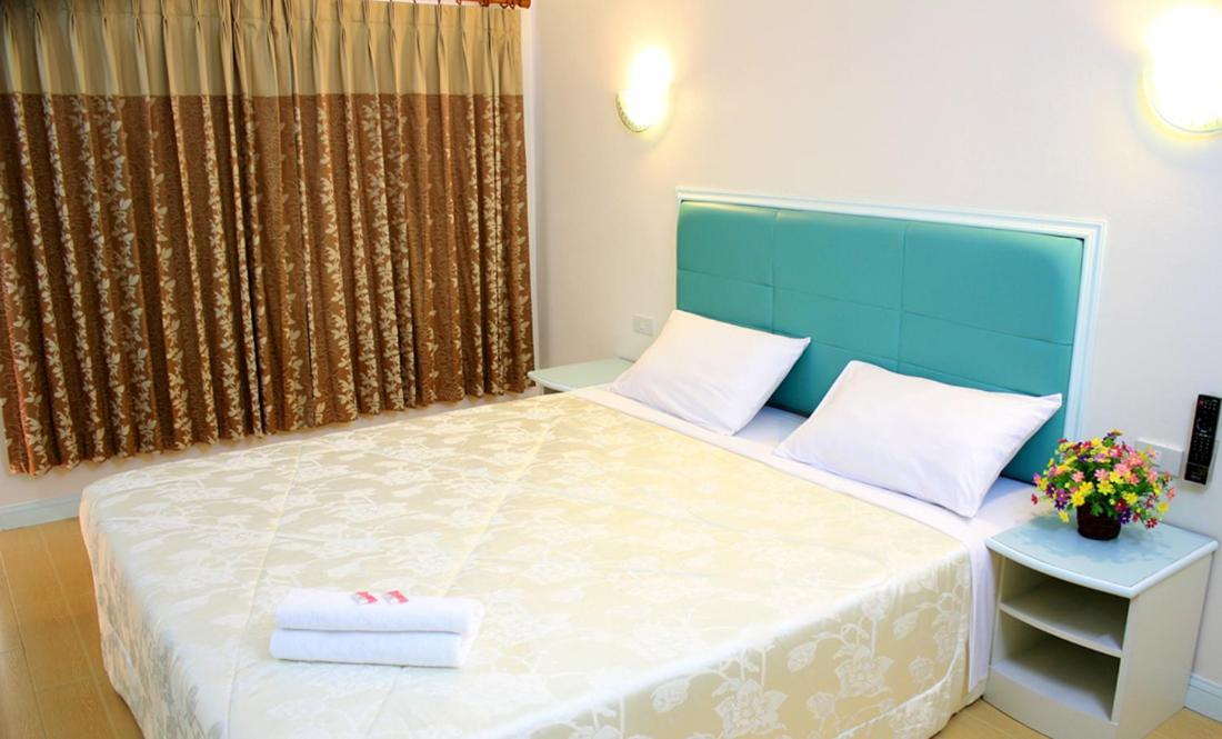 P.A. Ville Hotel Nakhon Sawan Bagian luar foto
